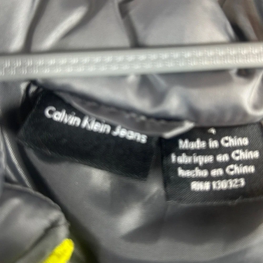 Calvin‎ Klein Jeans Kids Puffer Vest Yellow Gray Zip Front Sleeveless Padded